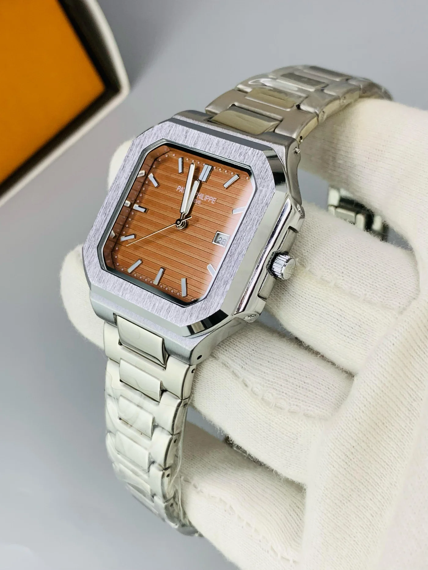 Patek Philippe Cubitus