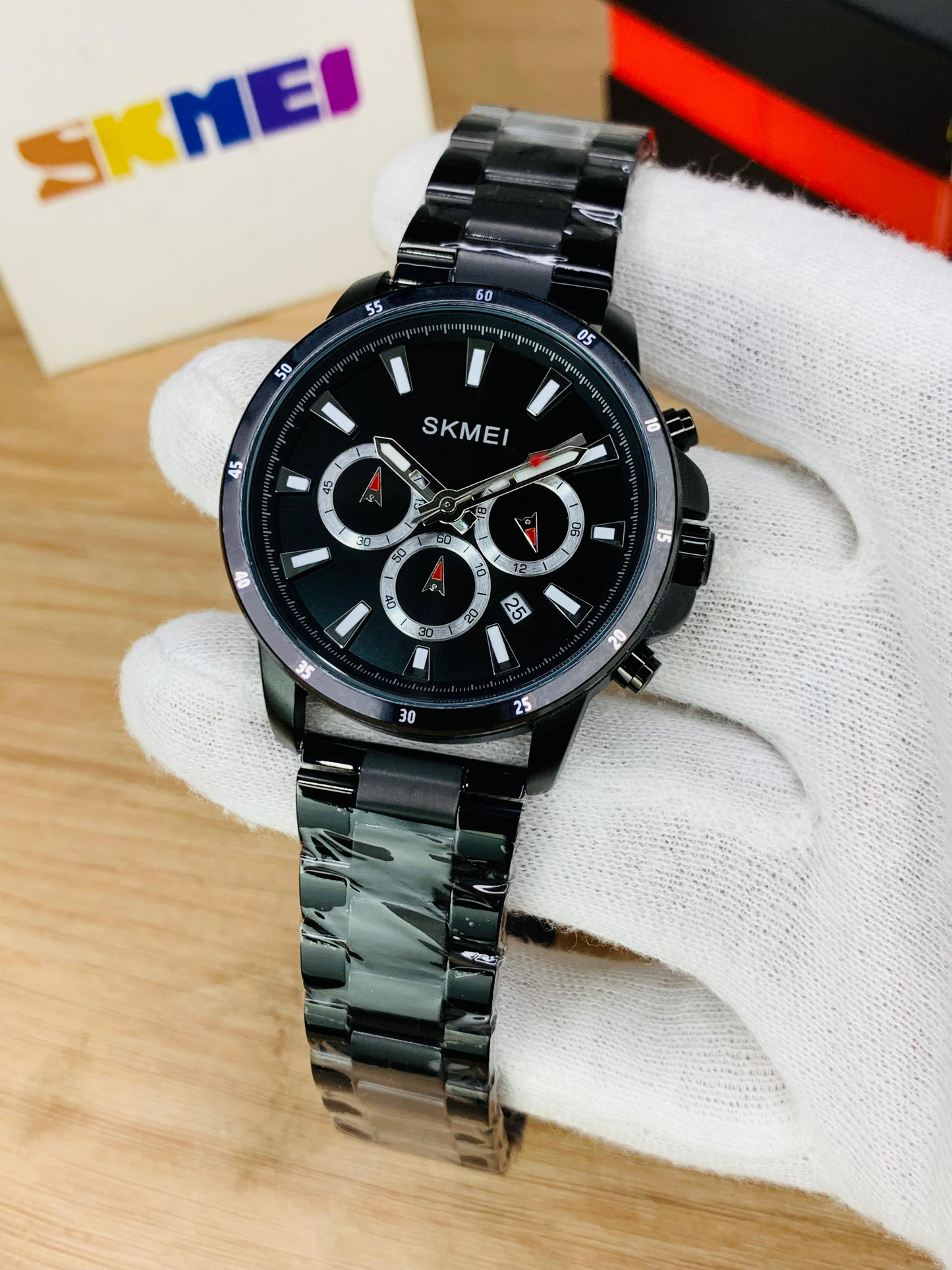 Skmei 2295-G-CH-WHT Metal Band Men Watch