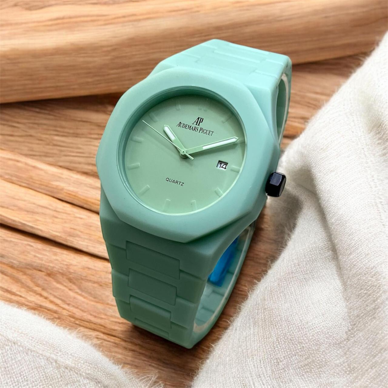Aura AP Style Watch – Lightweight Fiber Chain with Date