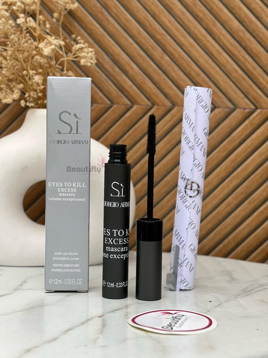 Si – Giorgio Armani – Eyes to kill excess mascara