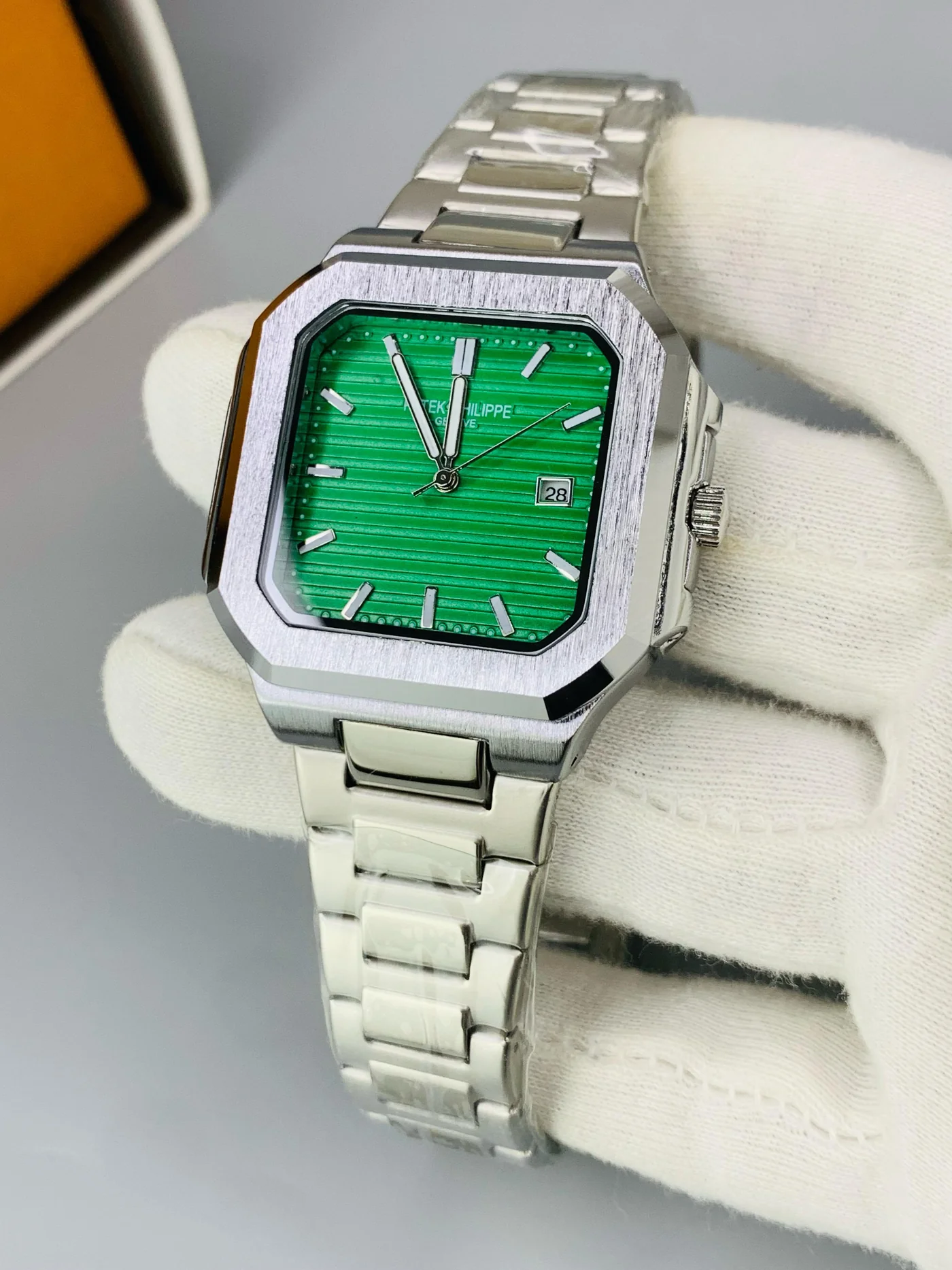 Patek Philippe Cubitus