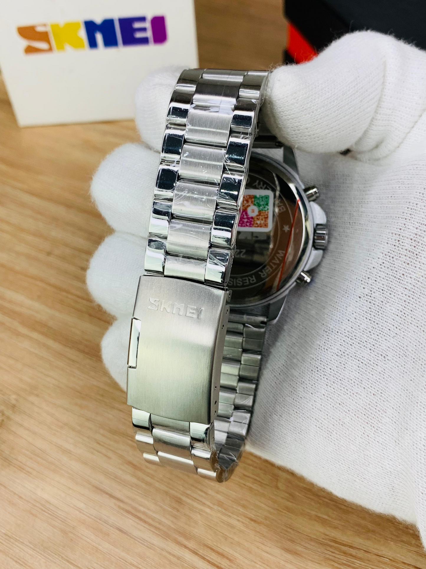 Skmei 2295-G-CH-WHT Metal Band Men Watch