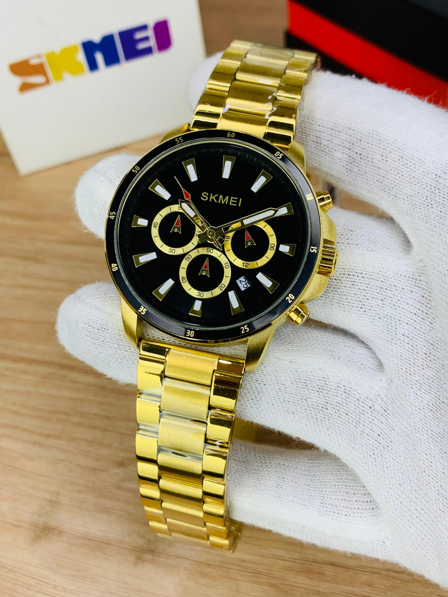 Skmei 2295-G-CH-WHT Metal Band Men Watch